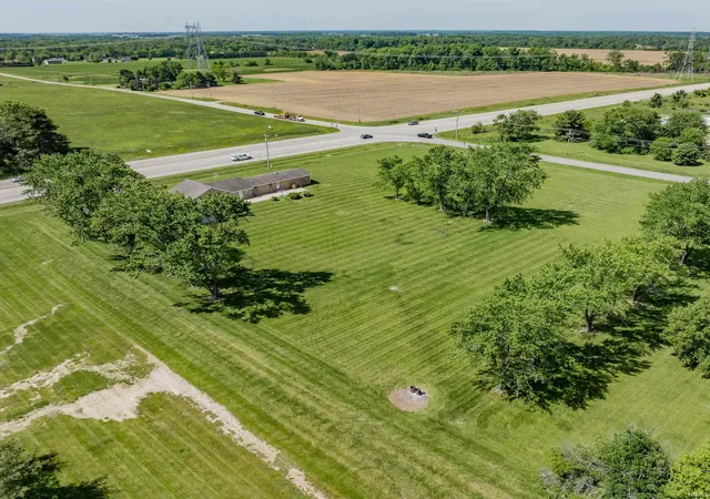 Homes for sale in Roanoke, IN | 13810 Lafayette Center Rd, Roanoke, IN 46783 | MLS# 202621966