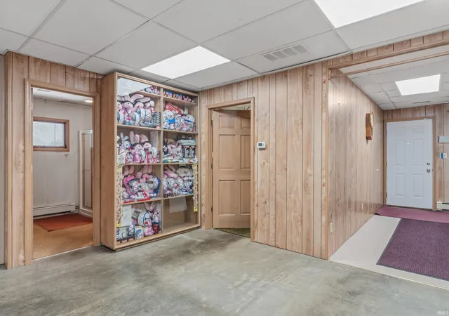 Homes for sale in Roanoke, IN | 13810 Lafayette Center Rd, Roanoke, IN 46783 | MLS# 202621966