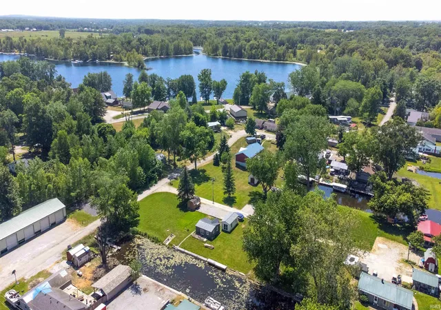 16th image of 80 W Messick Lk Rd, Wolcottville, IN 46795 | MLS# 202621985