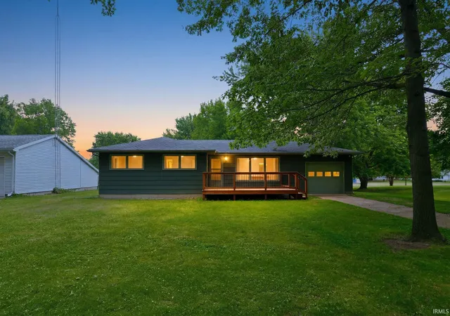 Homes for sale in Rochester, IN | 904 W 9th St, Rochester, IN 46975 | MLS# 202621994