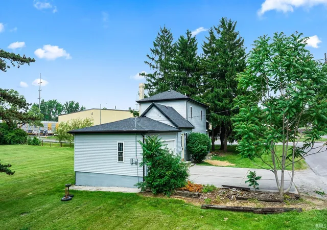 3rd image of 1632 Lumbar St, Fort Wayne, IN 46803 | MLS# 202622007