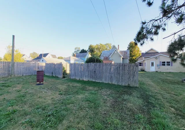 17th image of 410 W Main St, Redkey, IN 47373 | MLS# 202622052