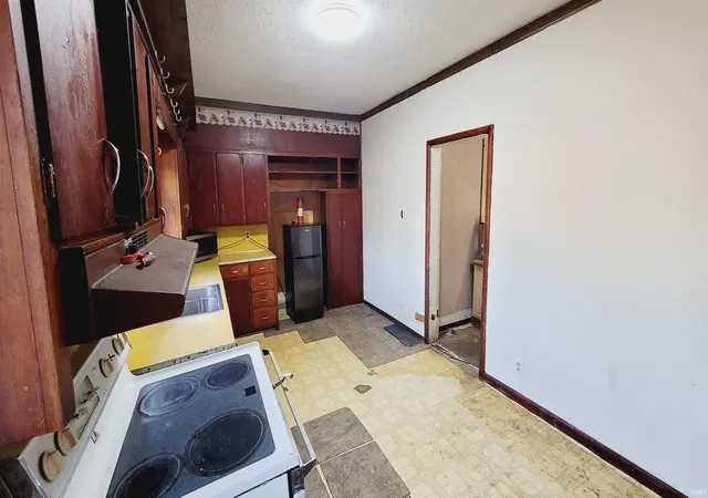 3rd image of 410 W Main St, Redkey, IN 47373 | MLS# 202622052