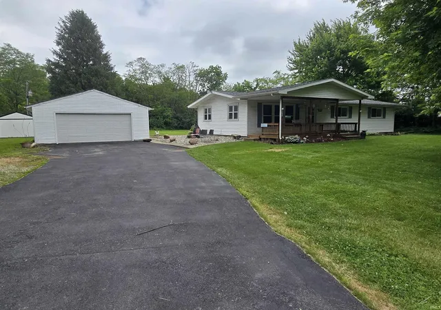 2nd image of 6302 Goshen Rd, Fort Wayne, IN 46818 | MLS# 202622093