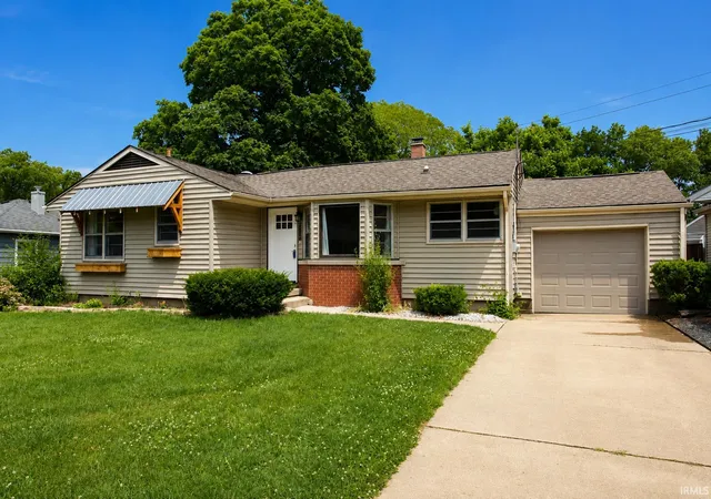 4th image of 912 Crestview Pl, Lafayette, IN 47905 | MLS# 202622107