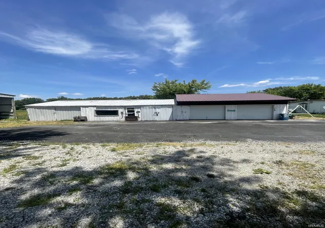 Photo 2 of Sale Pending at 5933 N County Rd 100 E, Shelburn, IN 47879 | MLS# 202622136 | Listing updated on 2026-07-30