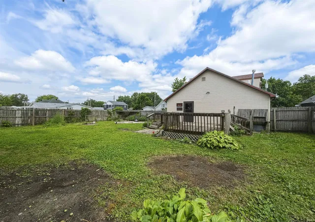 Homes for sale in Frankfort, IN | 1251 W Jefferson St, Frankfort, IN 46041 | MLS# 202622150