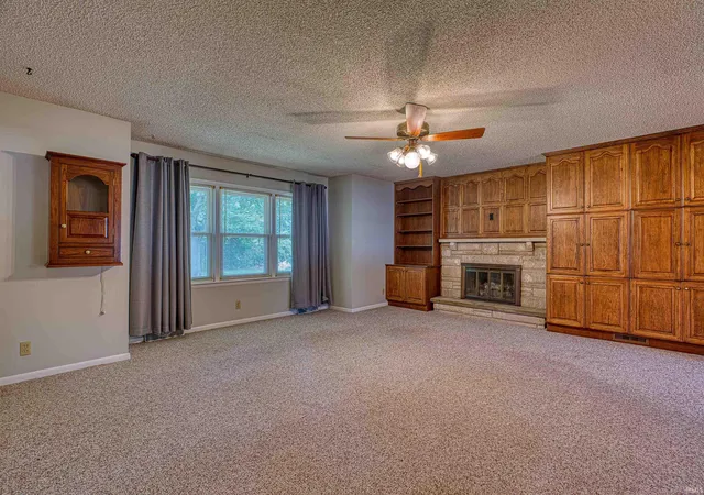 Homes for sale in Mount Vernon, IN | 20 W Hwy 62, Mount Vernon, IN 47620 | MLS# 202622178