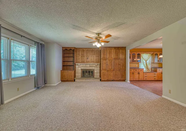 Homes for sale in Mount Vernon, IN | 20 W Hwy 62, Mount Vernon, IN 47620 | MLS# 202622178