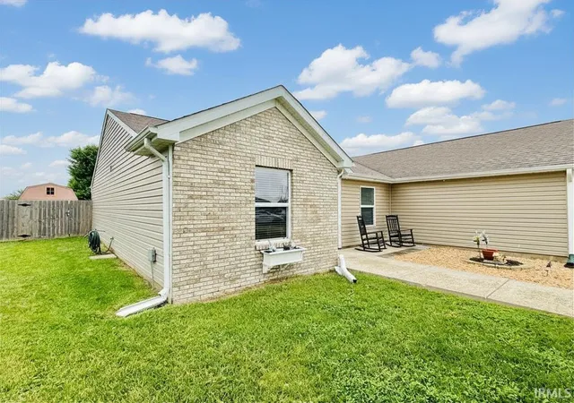 Photo 3 of Sale Pending at 45 N Rickover Cir, Lafayette, IN 47909 | MLS# 202622207 | Listing updated on 2026-07-15
