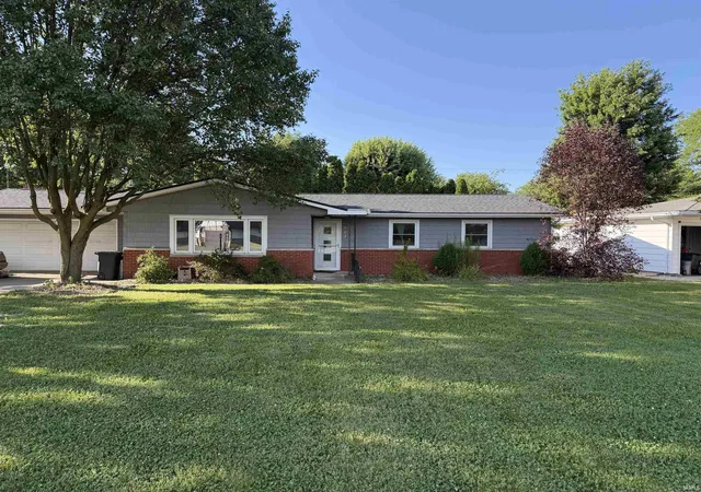 Photo 1 of Sale Pending at 1123 W Main St, Berne, IN 46711 | MLS# 202622271 | Listing updated on 2026-07-23