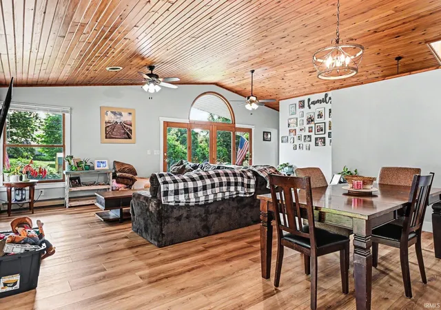5th image of 518 Sunset Ln, Middlebury, IN 46540 | MLS# 202622289