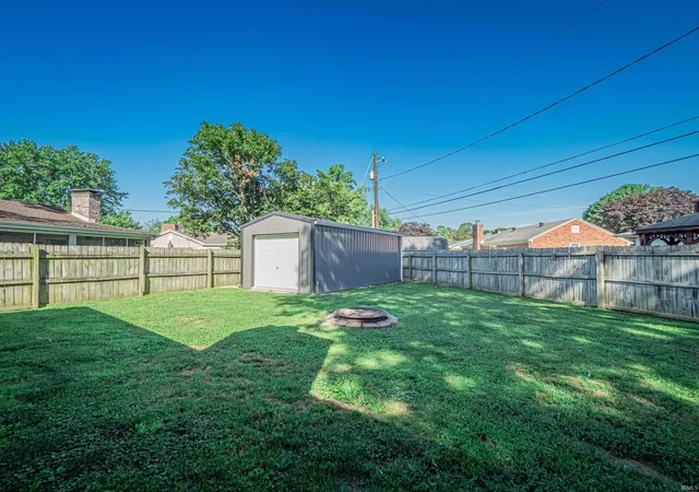 Photo 4 of Manufactured home for sale at 1317 Continental Dr, Evansville, IN 47715 | MLS# 202622291 | Listing updated on 2026-09-04