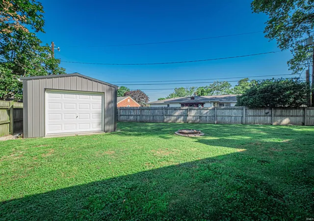 Photo 5 of Manufactured home for sale at 1317 Continental Dr, Evansville, IN 47715 | MLS# 202622291 | Listing updated on 2026-09-04