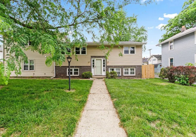 Photo 1 of Manufactured home for sale at 1021 Archer Ave, Fort Wayne, IN 46808 | MLS# 202622343 | Listing updated on 2026-06-19