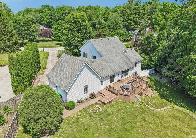 5th image of 1061 W Cedar Ln, Crawfordsville, IN 47933 | MLS# 202622354