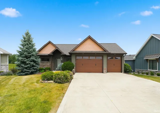 2nd image of 215 Ln 282b Hamilton Lake, Hamilton, IN 46742 | MLS# 202622426