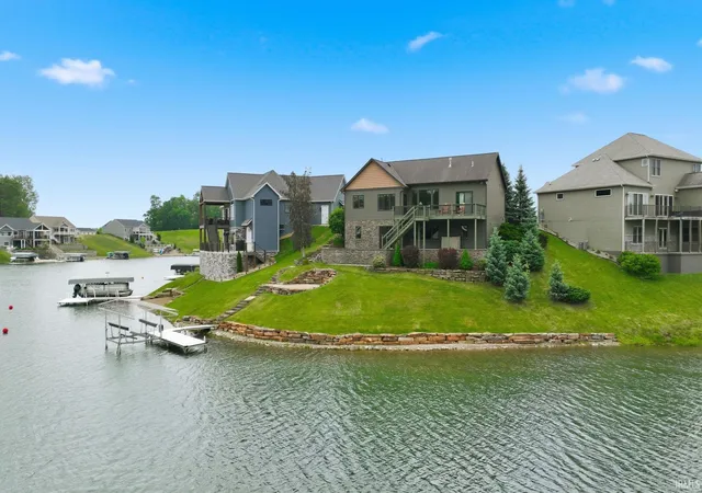 3rd image of 215 Ln 282B Hamilton Lake, Hamilton, IN 46742 | MLS# 202622426