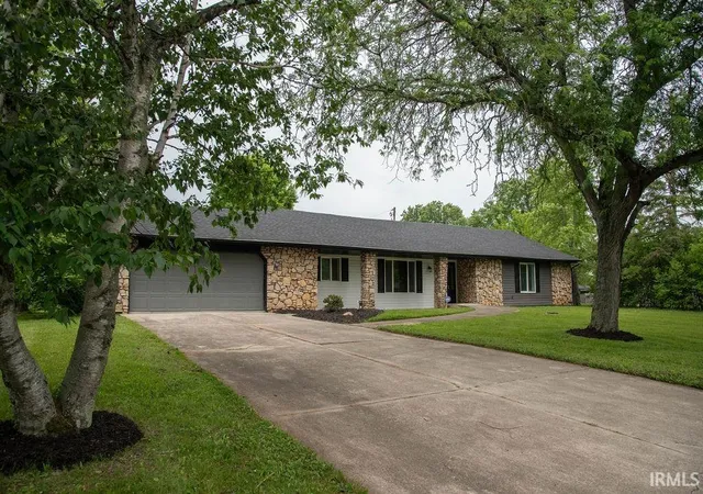 Photo 3 of Manufactured home for sale at 7501 Hamilton Dr, Muncie, IN 47303 | MLS# 202622445 | Listing updated on 2026-08-27