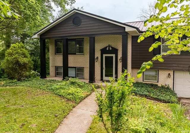 Photo 3 of Sale Pending at 11911 W Us 24 Hwy, Fort Wayne, IN 46814 | MLS# 202622447 | Listing updated on 2026-09-17