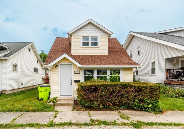 Homes for sale in Huntington, IN | 1236 Ogan Ave, Huntington, IN 46750 | MLS# 202622449
