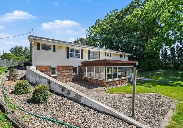 4th image of 30262 County Road 26, Elkhart, IN 46517 | MLS# 202622460