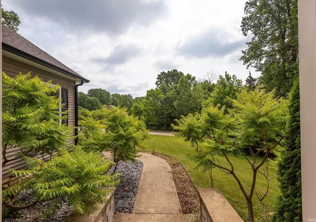 43rd image of 4923 N Chatham Dr, Bloomington, IN 47404 | MLS# 202622504