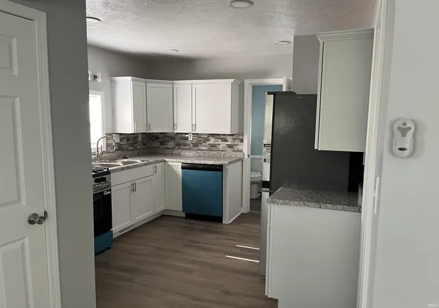 4th image of 1738 E Bowman St, South Bend, IN 46613 | MLS# 202622533