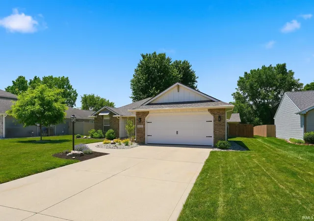 Photo 2 of Manufactured home for sale at 16217 Fleetwood Ct, Huntertown, IN 46748 | MLS# 202622550 | Listing updated on 2026-08-01
