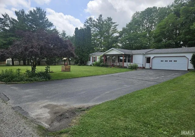 Photo 2 of Manufactured home for sale at 5940 S 560 West, Rossville, IN 46065 | MLS# 202622562 | Listing updated on 2026-07-28