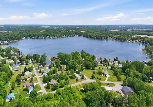 2nd image of 4990 S 900 E, Wolcottville, IN 46795 | MLS# 202622578