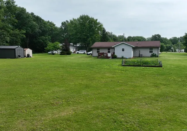 Photo 3 of Manufactured home for sale at 11758 W Smith Ridge Ct, Monticello, IN 47960 | MLS# 202622621 | Listing updated on 2026-09-22