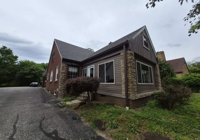 2nd image of 1804 Newton St, Jasper, IN 47546 | MLS# 202622625