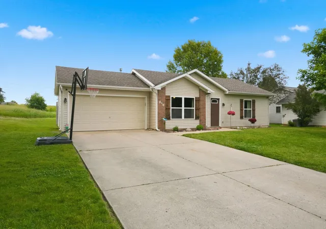 Photo 2 of Sale Pending at 210 Sammy Dr, Avilla, IN 46710 | MLS# 202622640 | Listing updated on 2026-07-20