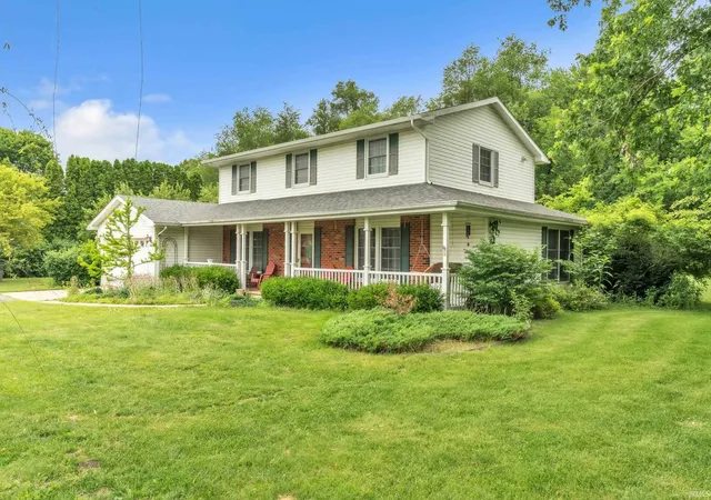 Photo 3 of Manufactured home for sale at 801 Roy St, Winona Lake, IN 46590 | MLS# 202622642 | Listing updated on 2026-07-18