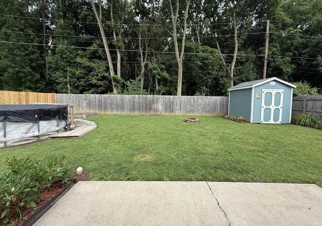 Homes for sale in Yorktown, IN | 1424 S Pleasantview Dr, Yorktown, IN 47396 | MLS# 202622649