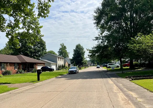 43rd image of 6940 Kolb Dr, Evansville, IN 47715 | MLS# 202622663