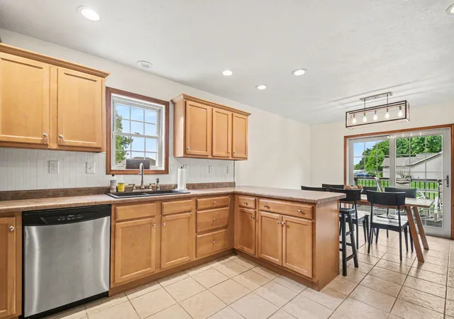 Homes for sale in Goshen, IN | 57175 Garnet Ln, Goshen, IN 46528 | MLS# 202622678
