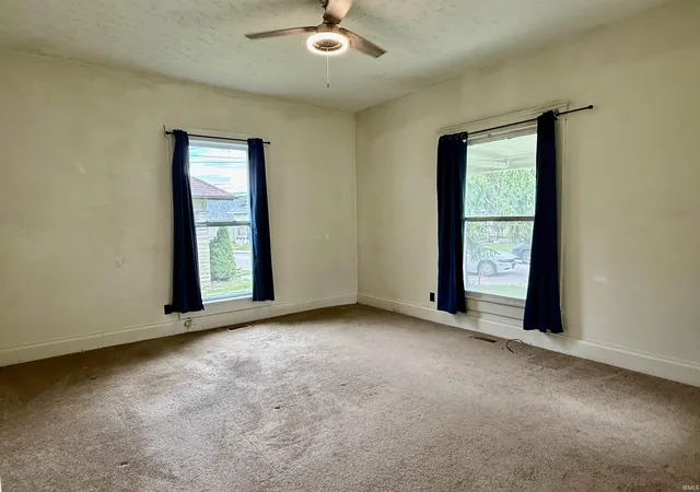 5th image of 921 Lincoln Ave, Bedford, IN 47421 | MLS# 202622796