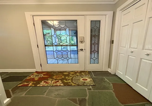 Photo 3 of Sale Pending at 1020 Windwood Ln, West Lafayette, IN 47906 | MLS# 202622806 | Listing updated on 2026-09-10