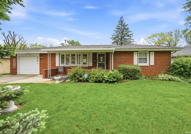 1st image of 3914 N Lanewood Dr, Muncie, IN 47304 | MLS# 202622815