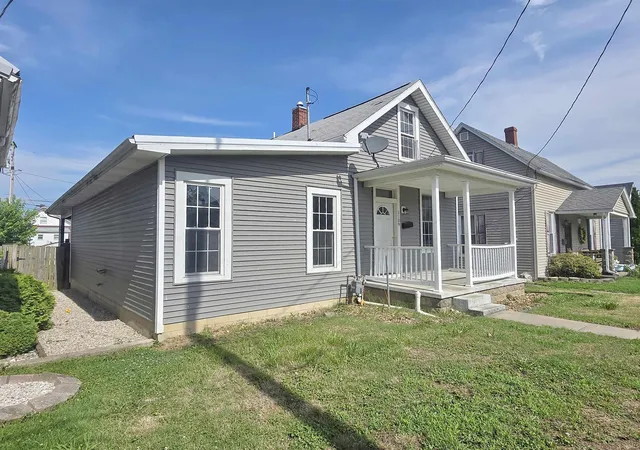 2nd image of 1109 9th St, Tell City, IN 47586 | MLS# 202622827