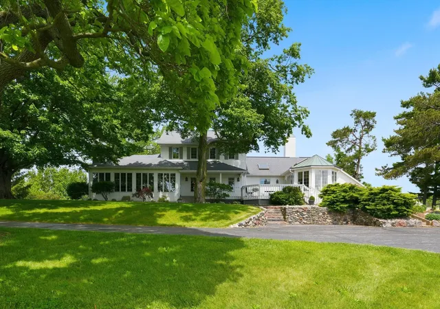 3rd image of 1640 S 100 E, Angola, IN 46703 | MLS# 202622853