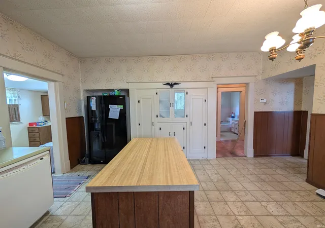 5th image of 915 Prairie St, Vincennes, IN 47591 | MLS# 202622858