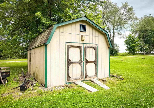 40th image of 1323 W 200 S, Warsaw, IN 46580 | MLS# 202622859