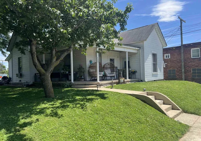 Homes for sale in Albany, IN | 133 N Main St, Albany, IN 47320 | MLS# 202622869