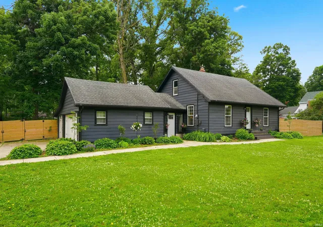 Photo 1 of Manufactured home for sale at 3005 W Moore Rd, Muncie, IN 47304 | MLS# 202622873 | Listing updated on 2026-09-15