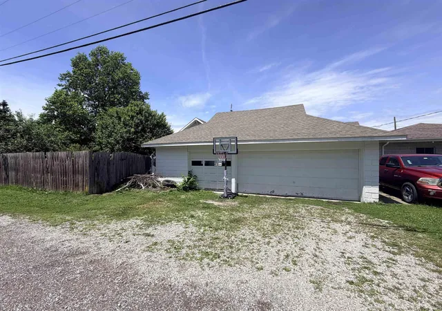 Homes for sale in Burlington, IN | 400 Michigan St, Burlington, IN 46915 | MLS# 202622892
