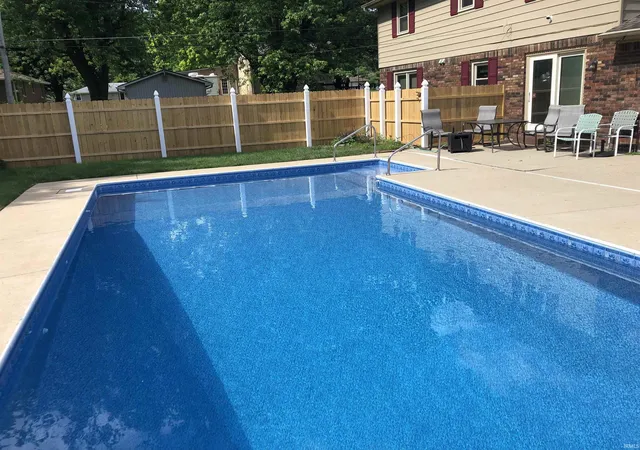 3rd image of 1829 Edward Ln, Anderson, IN 46012 | MLS# 202622909