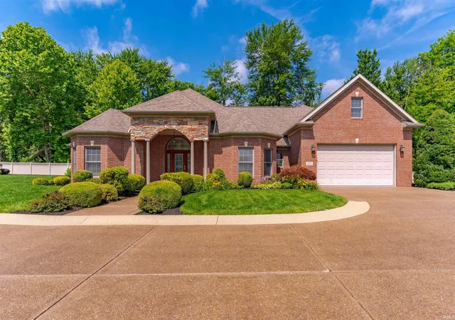 Homes for sale in Newburgh, IN | 1469 Woodfield Dr, Newburgh, IN 47630 | MLS# 202623022